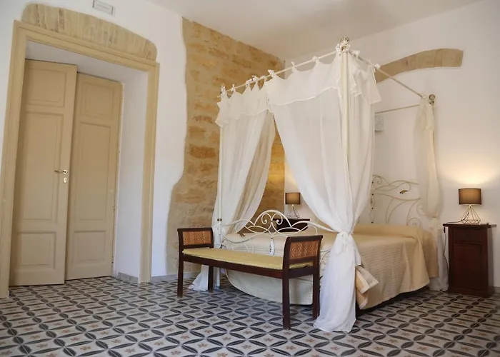 Charme In Centro - Tourist 3*