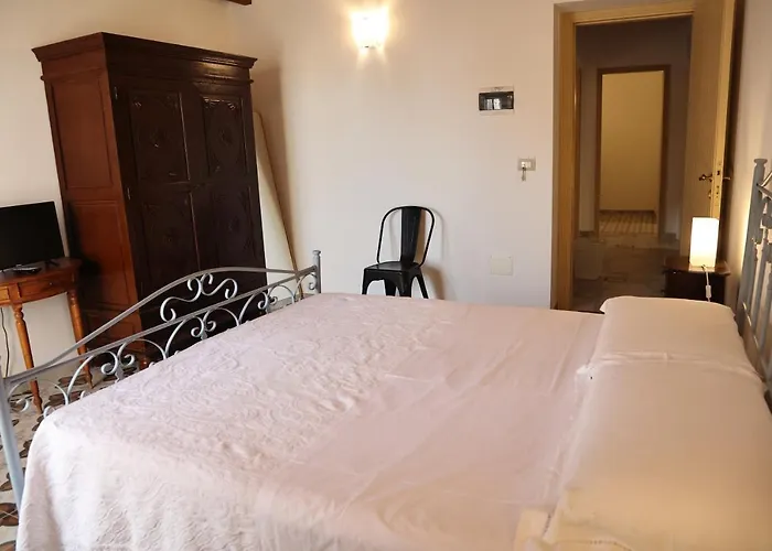 Charme In Centro - Tourist 3*