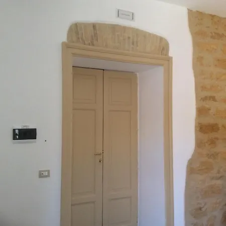 Guest house Charme In Centro - Tourist