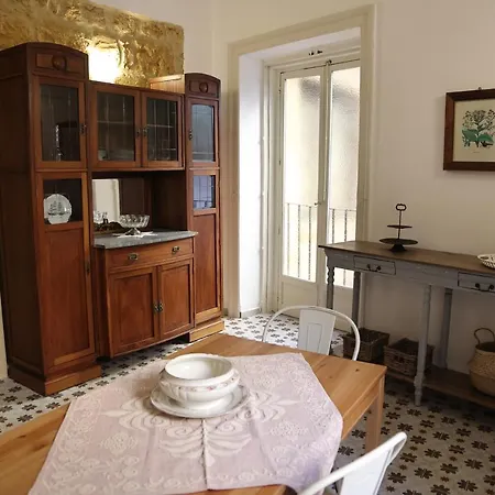 Charme In Centro - Tourist