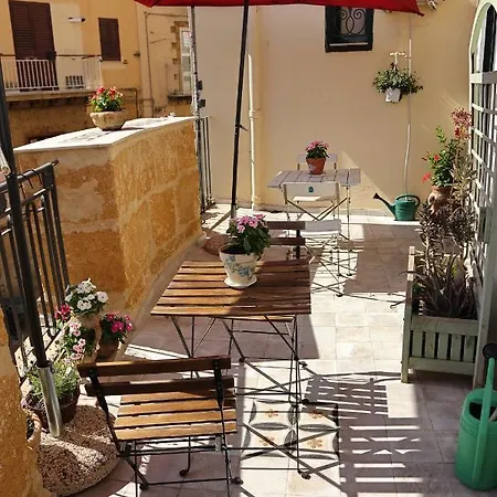 Charme In Centro - Tourist 3* Agrigento