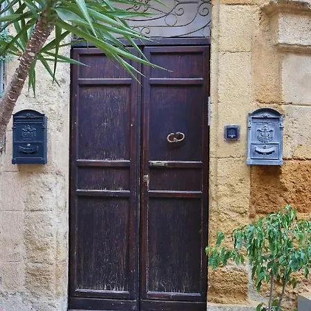 Charme In Centro - Tourist Guest house