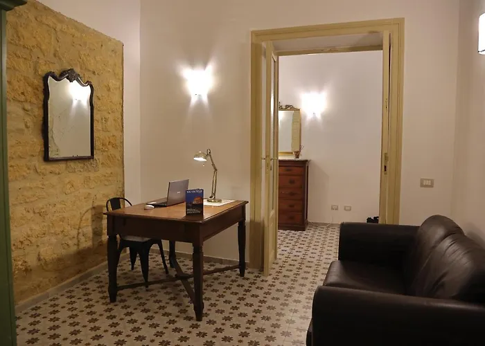 게스트하우스 Charme In Centro - Tourist