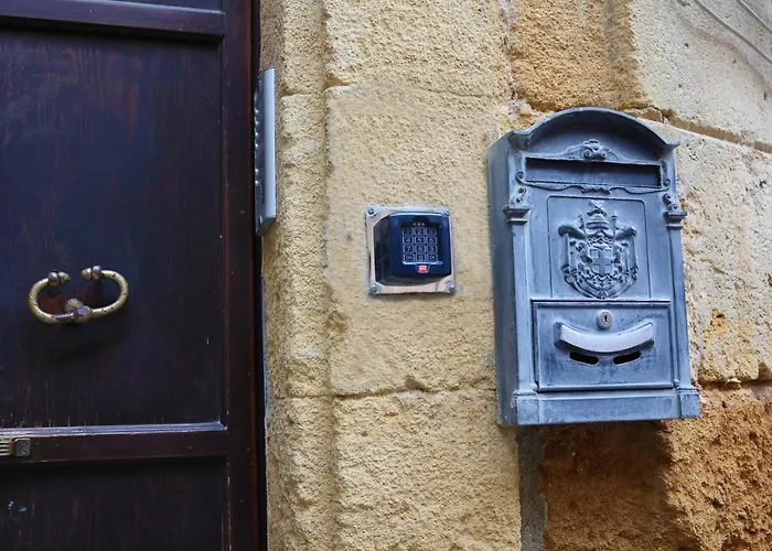 Charme In Centro - Tourist 3* 아그리젠토